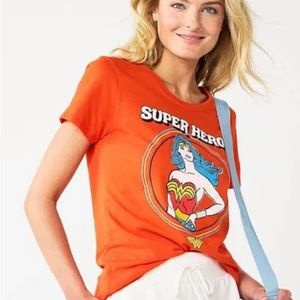 Authentic DC comics Wonder Woman T-shirts size L.